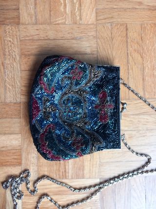 Bolso de fiesta con pedrería