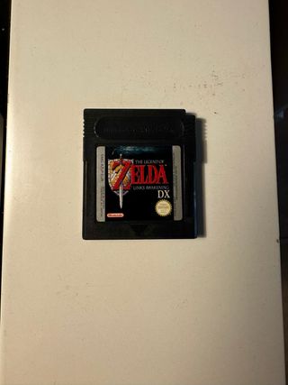 Zelda Link's Awakening DX Game Boy original.