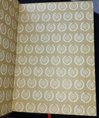 'El Asno De Oro' y 'Vidas Paralelas'