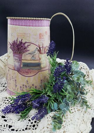 Annaffiatoio decorativo in metallo