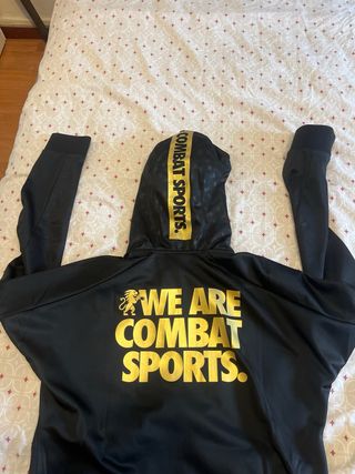 Sudadera Leone Negra con Logo Dorado