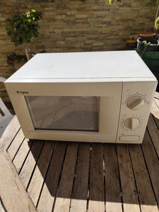 Microondas Lynx blanco