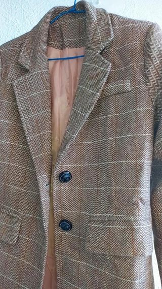 Chaqueta de cuadros beige y marrón