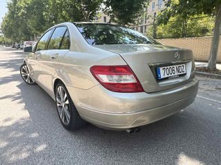 Mercedes-Benz Clase C 2010