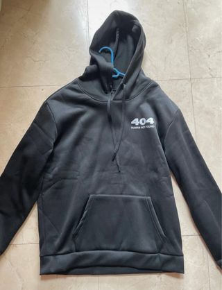 Sudadera Negra 404 HUMAN NOT FOUND