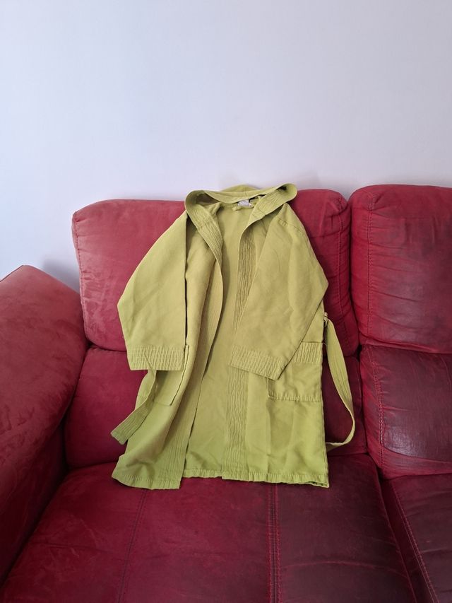 Albornoz infantil verde talla 5