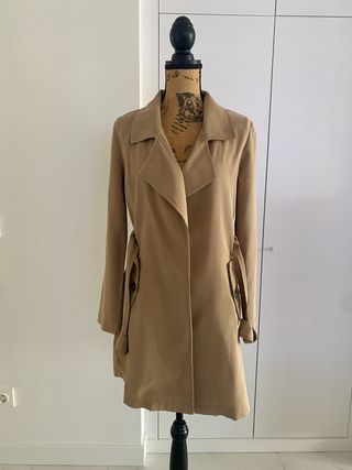 Chaqueta Trench Beige Entretiempo