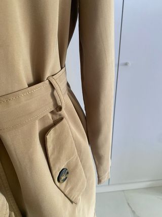 Chaqueta Trench Beige Entretiempo