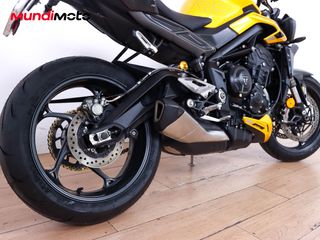 TRIUMPH STREET TRIPLE 765 RS