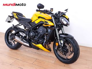 TRIUMPH STREET TRIPLE 765 RS