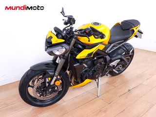 TRIUMPH STREET TRIPLE 765 RS