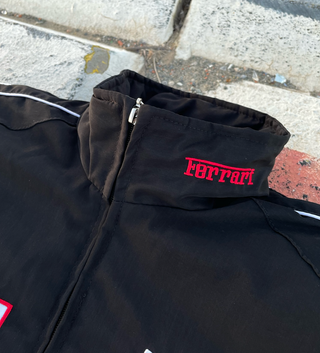 Chaqueta Ferrari Negra Deportiva Retro Racing F1