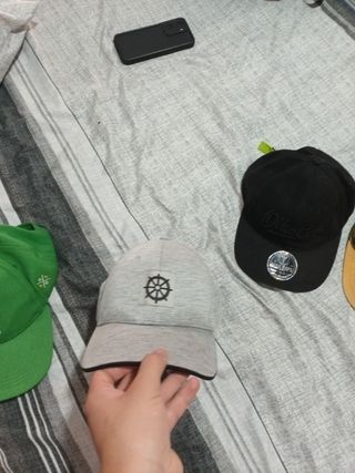 Lote de gorras 