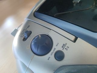 Radiocassette y CD Sanyo BassXpander. A arreglar.