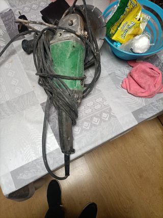 Radial Hitachi Grande