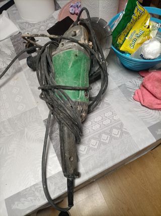 Radial Hitachi Grande