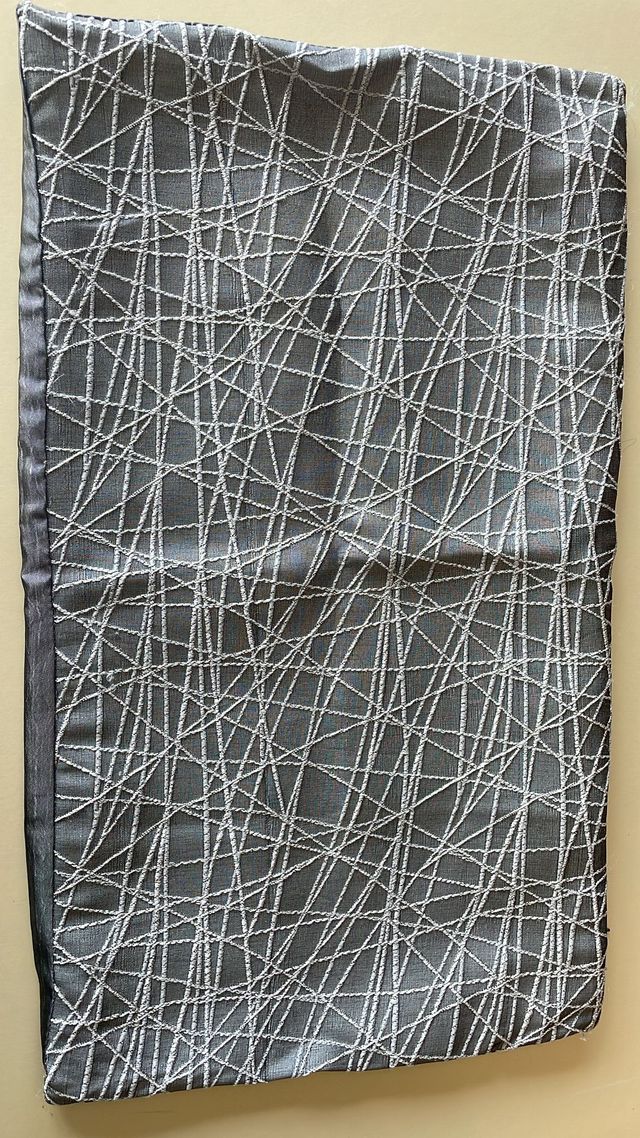 Funda Cojín Diseño Moderno Gris y Blanco