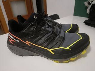Zapatillas Salomon Thundercross Negro/Gris