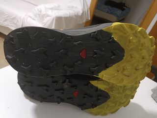 Zapatillas Salomon Thundercross Negro/Gris