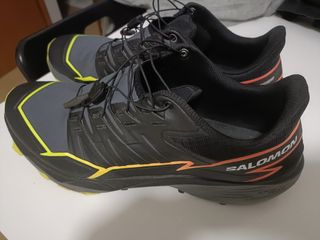 Zapatillas Salomon Thundercross Negro/Gris