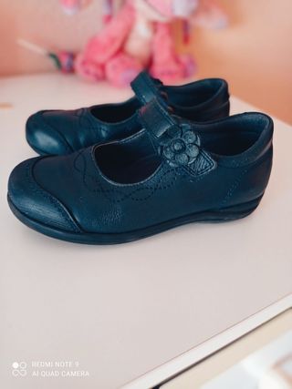 Zapatos colegiales niña talla 29