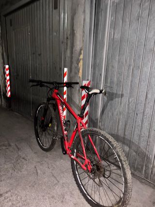 Bicicleta Specialized Rockhopper Roja