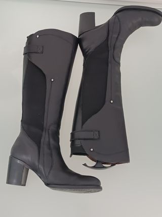 CafèNoir stivali in pelle tacco 7 cm