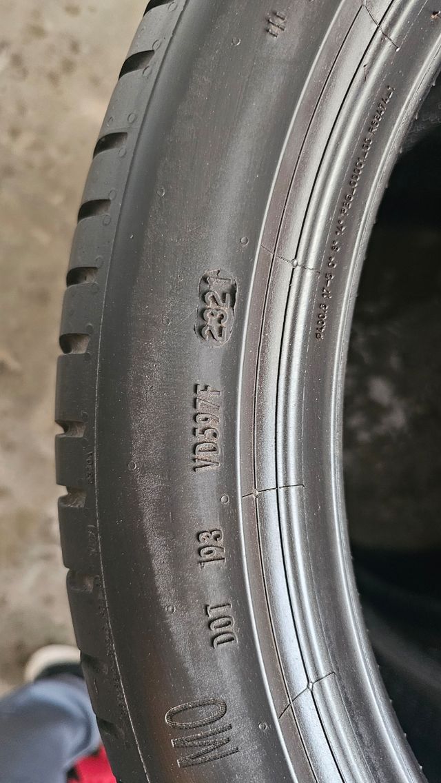 Neumáticos 245 40 18 Pirelli