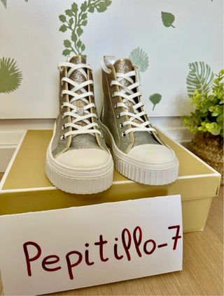 Botines Michael Kors Gertie Dorados/Plateados