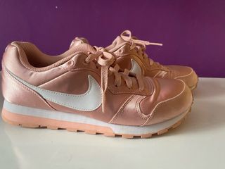 Deportivas Nike Rosa Satinadas