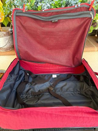 Maleta de cabina Kipling roja