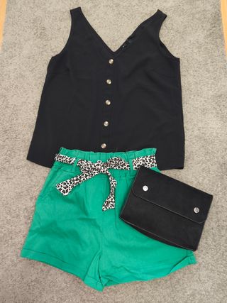 Lote Ropa: Top Negro y Shorts Verdes