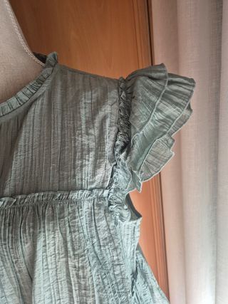 Blusa verde agua con volantes