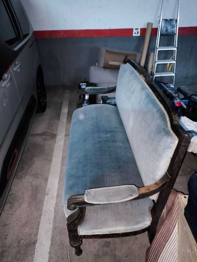 Sofá vintage terciopelo y madera