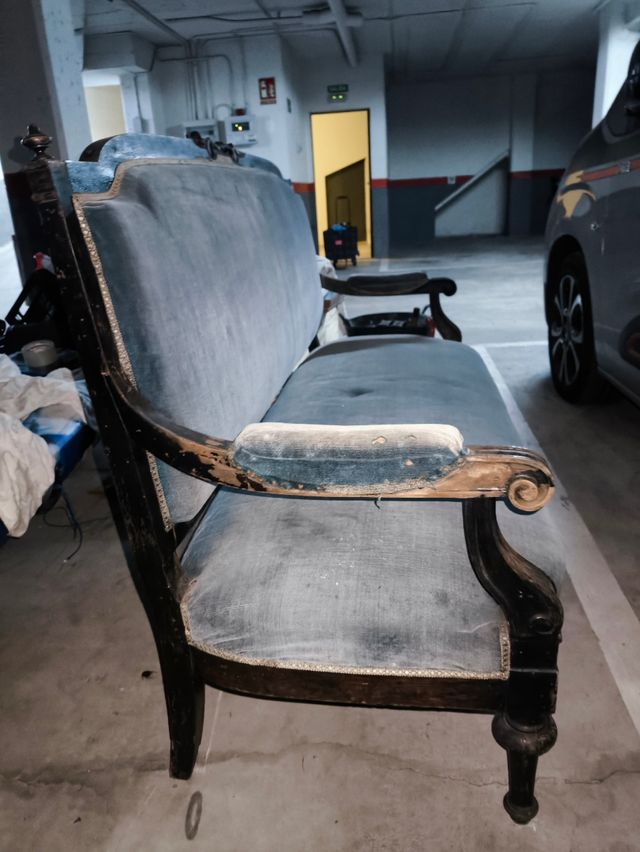 Sofá vintage terciopelo y madera