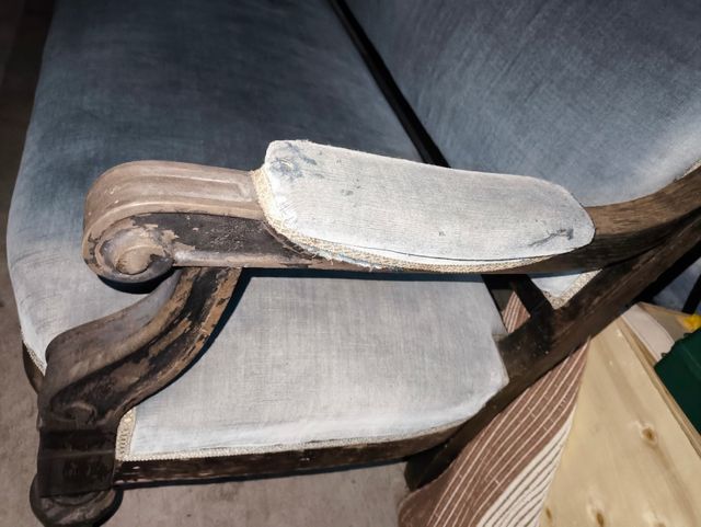 Sofá vintage terciopelo y madera