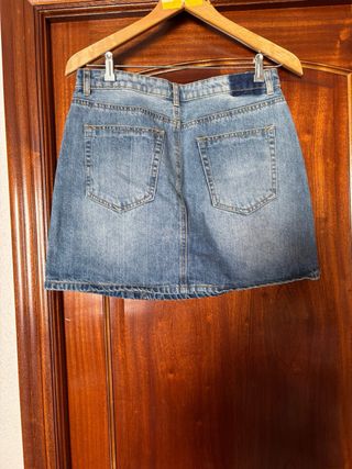 Falda vaquera Stradivarius azul