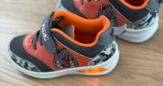 Scarpe ragazzo Mamalu T-REX Misura 30
come nuove