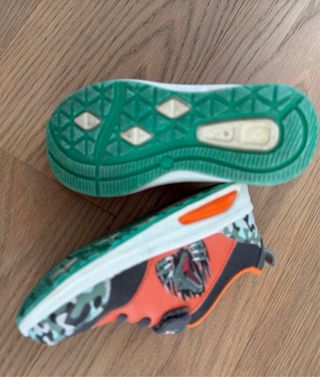 Scarpe ragazzo Mamalu T-REX Misura 30
come nuove