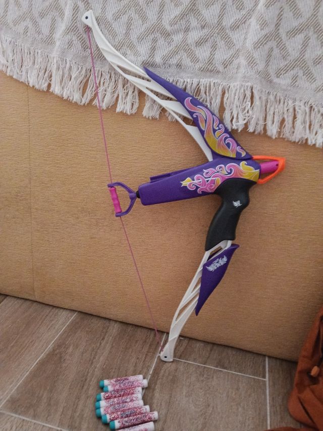 Nerf Arco + 8 Dardos