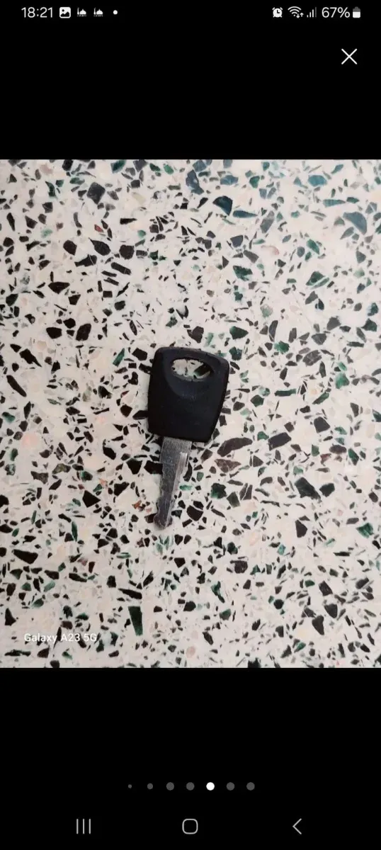 Bicicleta BMX negra freestyle