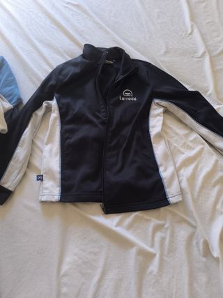 Chaqueta chándal Larrodé T8
