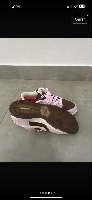 Zapatillas Nike Marrones y Rosas