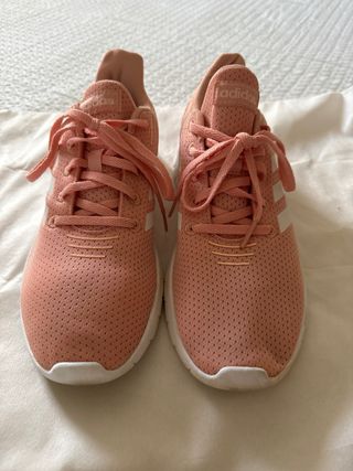 Zapatillas Adidas color salmón