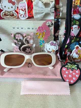 Lote Accesorios Niña: Gorra, Bolso, Gafas