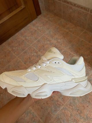 Scarpe New Balance 9060 Taglia 45 Nuove