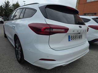 Ford Focus Sportbreak ST-Line X 1.0 EcoBoost MHEV 