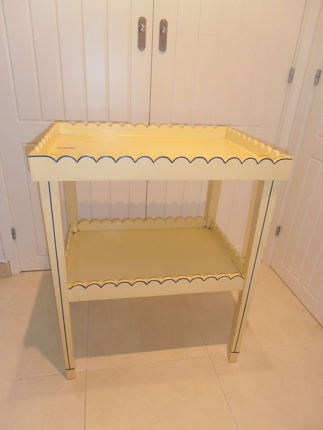 Conjunto Espejo y Mesita Auxiliar