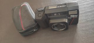 Macchina fotografica vintage Nikon L35TW,
