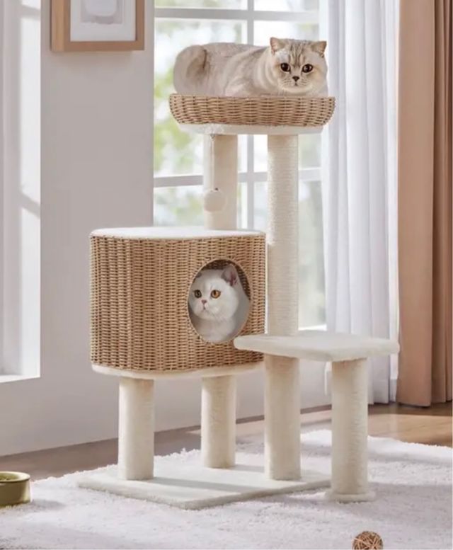 Rascador para gatos con cesta y cueva